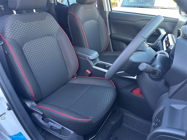 ライズ Z 登録済未使用車 ハイブリッド トヨタセーフティ BSM+RCTA ディスプレイオーディオ フルセグTV Bluetooth パノラマモニター LEDヘッドライト スマートキー プッシュスタート(17枚目)