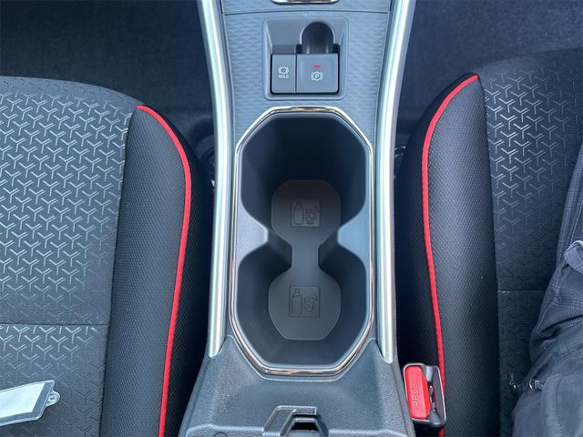 ライズ Z 登録済未使用車 ハイブリッド トヨタセーフティ BSM+RCTA ディスプレイオーディオ フルセグTV Bluetooth パノラマモニター LEDヘッドライト スマートキー プッシュスタート(33枚目)