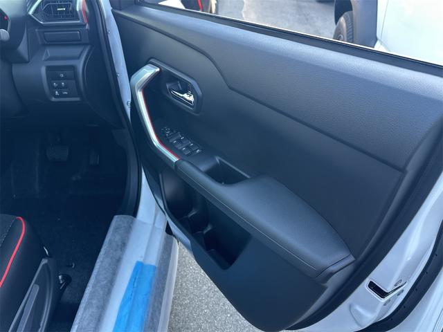 ライズ Z 登録済未使用車 ハイブリッド トヨタセーフティ BSM+RCTA ディスプレイオーディオ フルセグTV Bluetooth パノラマモニター LEDヘッドライト スマートキー プッシュスタート(39枚目)