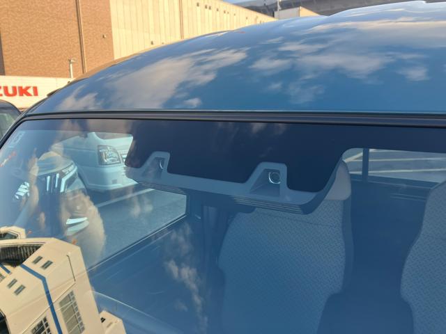 スーパーキャリイ スーパーキャリイ　Ｌ　５型　４ＡＴ　パートタイム４ＷＤ　衝突被害軽減ブレーキ　誤発進抑制機能　車線逸脱警報機能　パーキングセンサー　オートライト　オートハイビーム　アイドリングストップ　ハロゲンヘッドライト　ＬＥＤフォグ　当社試乗車（3枚目）