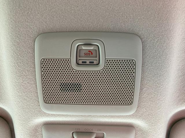 ハスラー タフワイルドターボ　３型　純正ナビ　全方位モニター　前後衝突被害軽減ブレーキ　前後誤発進抑制機能　車線逸脱抑制・警報機能　パーキングセンサー　アダプティブクルーズコントロール　オーディオスイッチ　オートライト　オートハイビーム　アイドリングストップ（5枚目）