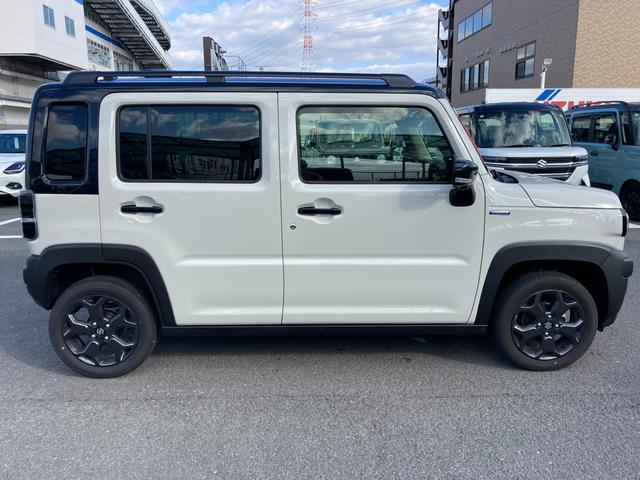 ハスラー タフワイルドターボ　３型　純正ナビ　全方位モニター　前後衝突被害軽減ブレーキ　前後誤発進抑制機能　車線逸脱抑制・警報機能　パーキングセンサー　アダプティブクルーズコントロール　オーディオスイッチ　オートライト　オートハイビーム　アイドリングストップ（18枚目）