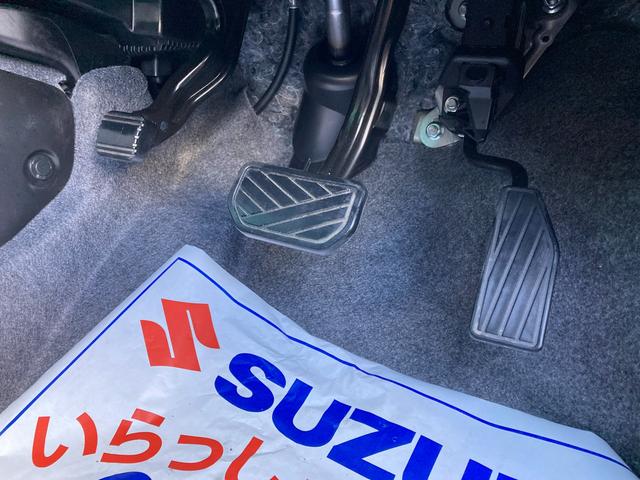 ハスラー タフワイルドターボ　３型　純正ナビ　全方位モニター　前後衝突被害軽減ブレーキ　前後誤発進抑制機能　車線逸脱抑制・警報機能　パーキングセンサー　アダプティブクルーズコントロール　オーディオスイッチ　オートライト　オートハイビーム　アイドリングストップ（37枚目）