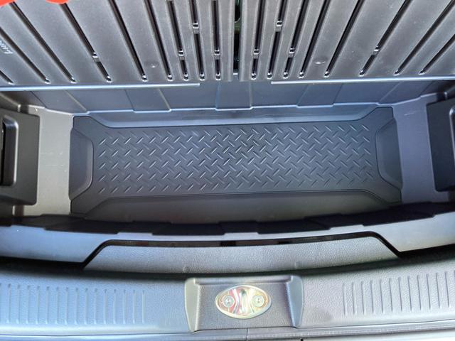 ハスラー タフワイルドターボ　３型　純正ナビ　全方位モニター　前後衝突被害軽減ブレーキ　前後誤発進抑制機能　車線逸脱抑制・警報機能　パーキングセンサー　アダプティブクルーズコントロール　オーディオスイッチ　オートライト　オートハイビーム　アイドリングストップ（41枚目）