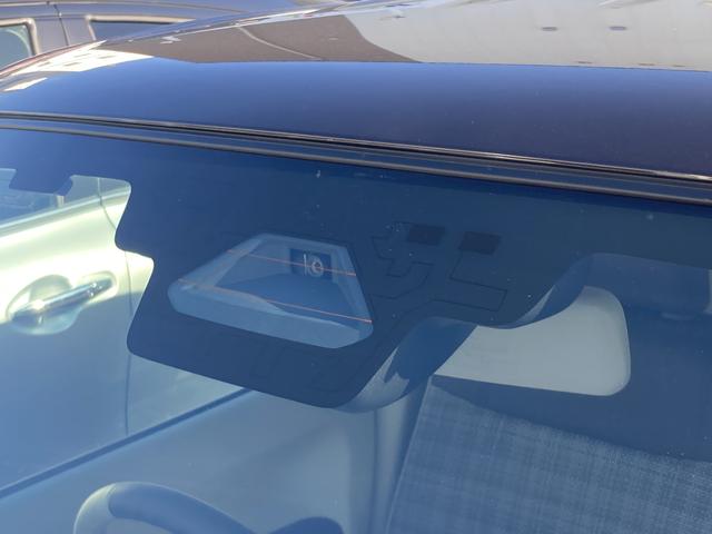 アルトラパンＬＣ ＬＣ　ＨＹＢＲＩＤ　Ｘ　６型　全方位カメラＰ　当社試乗車　前後衝突被害軽減ブレーキ　前後誤発進抑制機能　車線逸脱警報機能　パーキングセンサー　オーディオスイッチ　オートライト　オートハイビーム　アイドリングストップ　ＬＥＤヘッドライト　シートヒーター（3枚目）