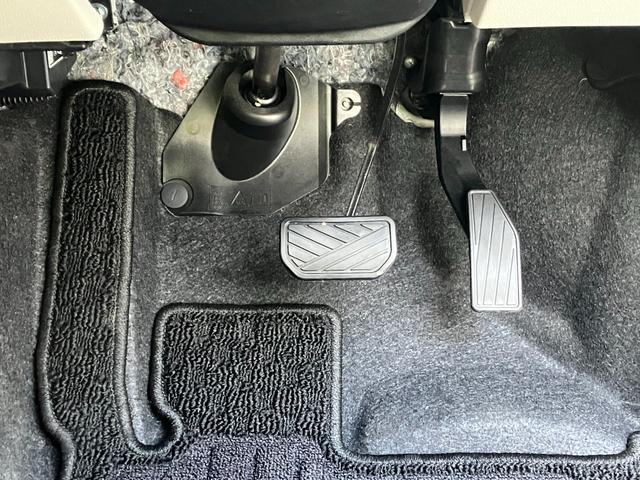 イグニス HYBRID MZ 4WD 純正メモリーナビ 全方位モニター 衝突被害軽減ブレーキ 誤発進抑制機能 車線逸脱警報機能 クルーズコントロール オーディオスイッチ オートライト オートハイビーム アイドリングストップ LEDヘッドライト LEDフォグ シートヒーター(35枚目)