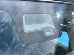 『豊富な在庫から』　お探しのお車がありましたら、ご希望と共にスタッフまでお申し付け下さいませ。当店以外の店舗の中からでもご希望に沿った一台をご提案させていただきます。 3
