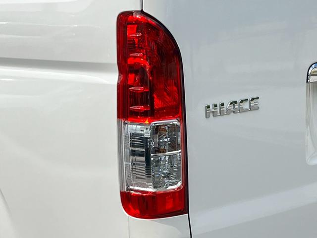 ハイエースワゴン グランドキャビン　４ＷＤ　ＬＥＤヘッドライト　パワースライドドア　デジタルインナーミラー　スマートキー（14枚目）