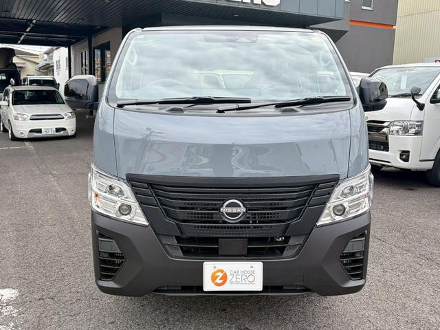 キャラバン P-GX Outdoor Black EDロング 4WD 4WD切替式 5DV2.4DT P-GX Outdoor Black EDロング LEDヘッド 寒冷地仕様 インテリキー 左パワースライドドア インテリミラー 前席シートヒーター スペアタイヤ(4枚目)