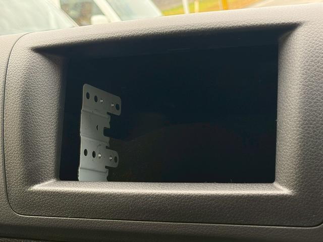 キャラバン P-GX Outdoor Black EDロング 4WD 4WD切替式 5DV2.4DT P-GX Outdoor Black EDロング LEDヘッド 寒冷地仕様 インテリキー 左パワースライドドア インテリミラー 前席シートヒーター スペアタイヤ(34枚目)