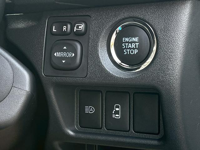 ハイエースワゴン ＧＬ　４ＷＤ　２．４％　パワースライドドア　ＬＥＤヘッド　デジタルインナーミラー　パノラミックビューモニター　スマートキー　１０人乗り　ＡＣ１００Ｖ（19枚目）