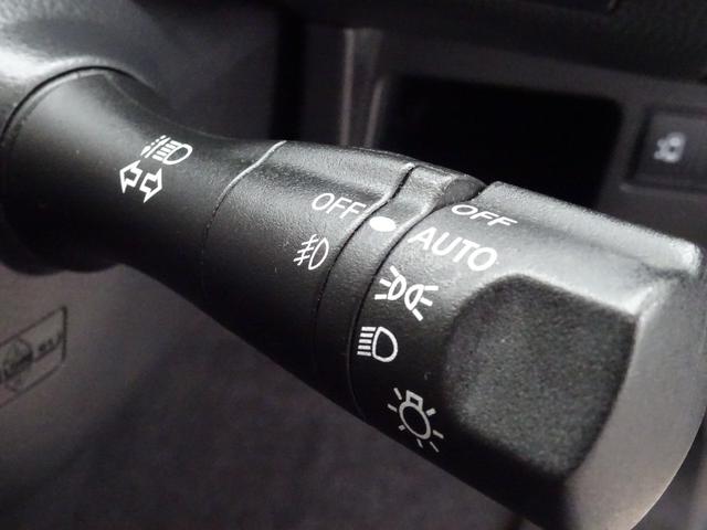 セレナ ２０Ｘ　両側電動スライド　ナビＴＶ　ＥＳＣ　衝突安全ボディ　Ｗエアコン　パワーウィンドウ　Ｂカメラ　パワステ　電格ミラー　３列シート　インテリジェントキー　地デジ　ＤＶＤ再生可能　ＥＴＣ車載器　ＡＢＳ（45枚目）