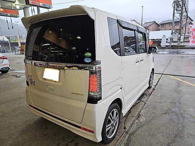 N-BOXカスタム G・Lパッケージ BLUETOOTH 電動格納ミラ- アイドリングストップ車  ナビ・TV フルフラットシート スマキ- SDナビゲーション フロントベンチシート 地デジTV パワーウィンドウ パワステ 整備記録簿(9枚目)