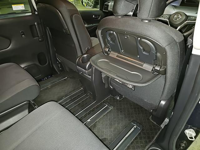 セレナ Ｓ　レーダーブレーキ　ベンチシート　フルフラット　ウォークスルー　クリアランスソナー　オートクルーズコントロール　レーンアシスト　サイドカメラ　アラウンドビューモニタ－　スマートキー　オートライト　ＥＴＣ（29枚目）