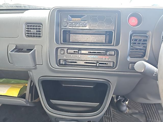 ハイゼットトラック エアコン・パワステ スペシャル AT 切り替え4WD メンテナンスリースUp車両 記録簿 取扱説明書 新車保証書 ワンオーナー車 PS マニュアルエアコン メンテナンスノート 腐食無し 車検2年付き(28枚目)