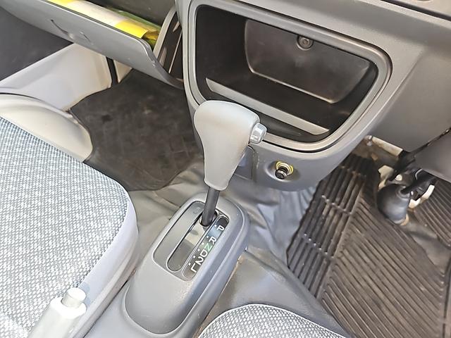 ハイゼットトラック エアコン・パワステ スペシャル AT 切り替え4WD メンテナンスリースUp車両 記録簿 取扱説明書 新車保証書 ワンオーナー車 PS マニュアルエアコン メンテナンスノート 腐食無し 車検2年付き(29枚目)