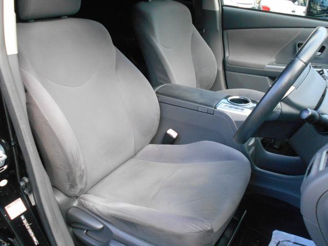 プリウスアルファ Ｓ　８インチナビ　フルセグテレビ　Ｂｌｕｅｔｏｏｔｈ　ＤＶＤ再生（7枚目）