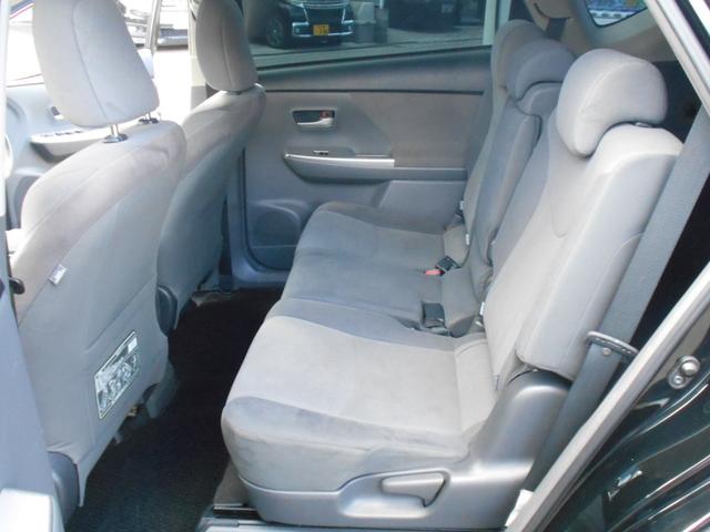 プリウスアルファ Ｓ　８インチナビ　フルセグテレビ　Ｂｌｕｅｔｏｏｔｈ　ＤＶＤ再生（10枚目）