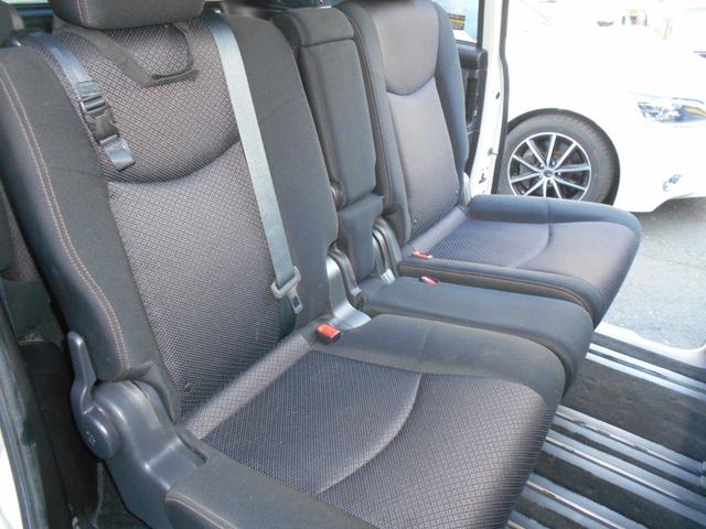 セレナ ハイウェイスターG S-ハイブリッド 1年保証S ハイブリッド ナビ フルセグテレビBluetooth 両側パワースライドドア プッシュスタート スマートキー HIDヘッドライト フォグランプ ETC(14枚目)