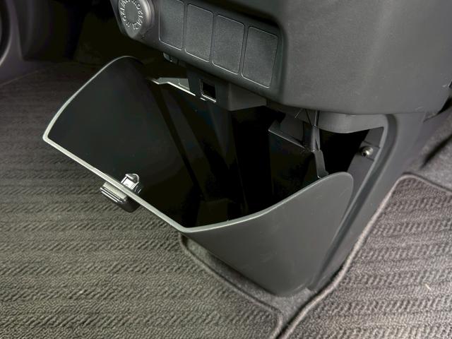 トール カスタムG ターボ 9インチディスプレイオーディオ USB 走行無制限1年保証 前後コーナーセンサー 9インチディスプレイオーディオ 両側電動スライドドア アダプティブクルーズコントロール 電子パーキング フルセグTV Bluetooth LEDヘッドライト(56枚目)