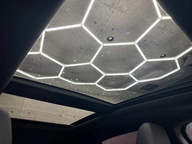 グレカーレ ＧＴ　パノラマサンルーフ・パノラミックビューモニター・ＡｐｐｌｅＣａｒＰｌａｙ・ＳｏｎｕｓＦａｂｅｒサラウンド・後席モニター・パワーシート・クルコン・クリアランスソナー・ＥＴＣ・ドラレコ・レーダー・テレビ（2枚目）