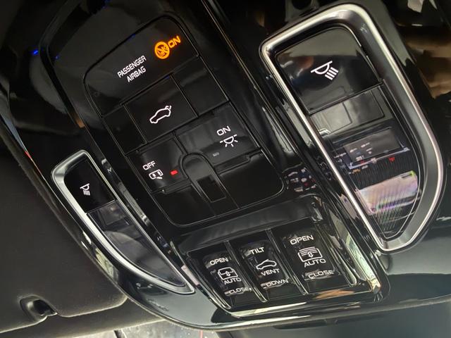 グレカーレ ＧＴ　パノラマサンルーフ・パノラミックビューモニター・ＡｐｐｌｅＣａｒＰｌａｙ・ＳｏｎｕｓＦａｂｅｒサラウンド・後席モニター・パワーシート・クルコン・クリアランスソナー・ＥＴＣ・ドラレコ・レーダー・テレビ（12枚目）