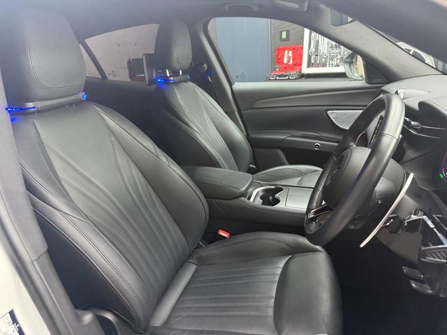 グレカーレ ＧＴ　パノラマサンルーフ・パノラミックビューモニター・ＡｐｐｌｅＣａｒＰｌａｙ・ＳｏｎｕｓＦａｂｅｒサラウンド・後席モニター・パワーシート・クルコン・クリアランスソナー・ＥＴＣ・ドラレコ・レーダー・テレビ（24枚目）