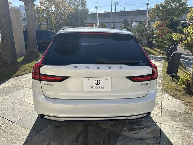 V90 B6 AWD Rデザイン Bowers & Wilkins パノラマサンルーフ VOLVO純正20inchアルミホイール(11枚目)