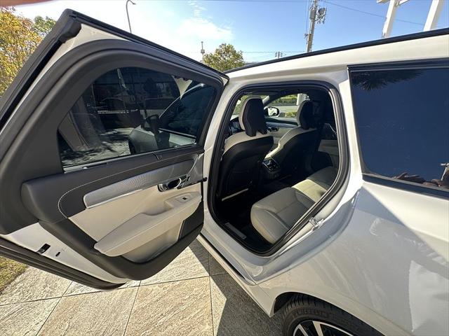 V90 B6 AWD Rデザイン Bowers & Wilkins パノラマサンルーフ VOLVO純正20inchアルミホイール(24枚目)