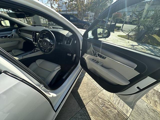 V90 B6 AWD Rデザイン Bowers & Wilkins パノラマサンルーフ VOLVO純正20inchアルミホイール(30枚目)