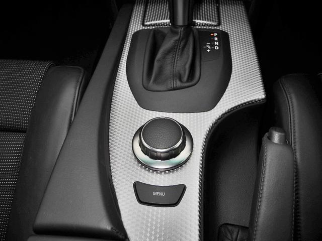 5シリーズ 525i Mスポーツパッケージ 屋内保管HDDマルチハーフレザーインテリアパワーシートETCHIDリアスポイラー禁煙車走行20000KM(13枚目)