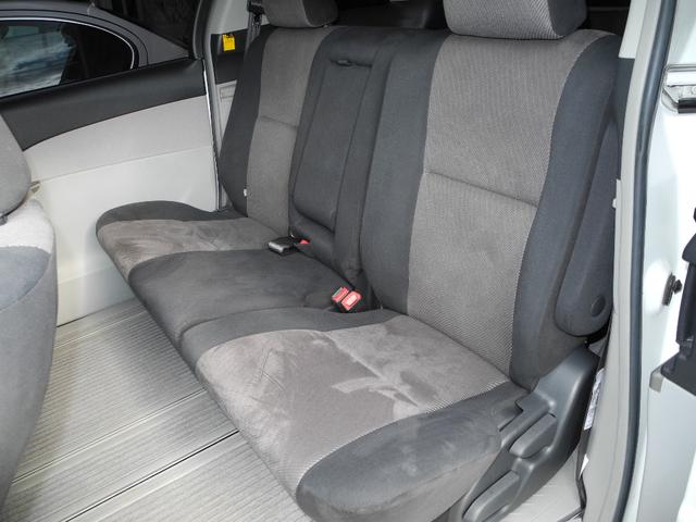 エスティマ アエラス　ナビ地デジフルセグＴＶバックカメラ左パワースライドドア１９インチアルミＥＴＣＨＩＤ８人乗り禁煙車（8枚目）