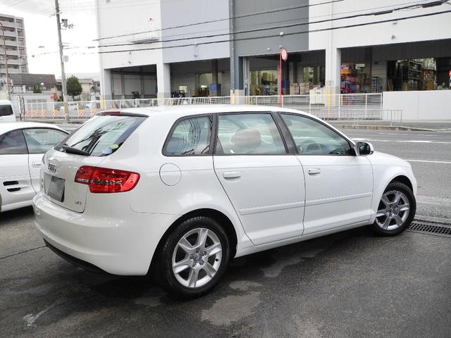 A3 スポーツバック1.4TFSI 1オーナー屋内保管純正ナビ地デジフルセグTVバックカメラETCHID禁煙車走行23000KM(4枚目)