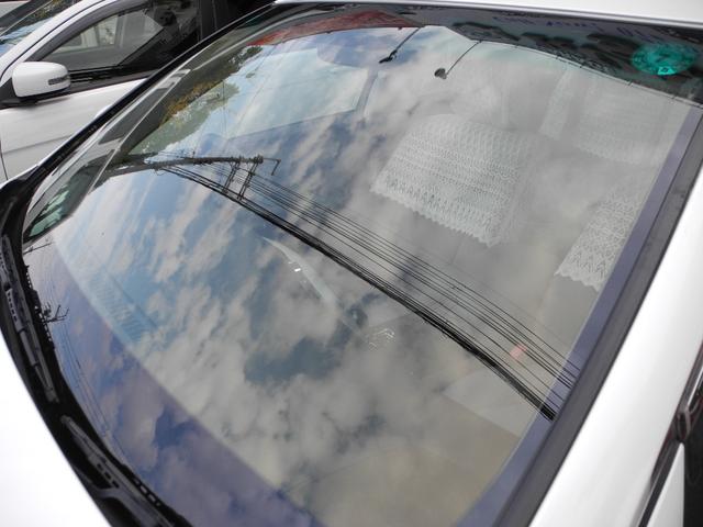 クラウン ロイヤルサルーン　屋内保管ＤＶＤマルチナビ地デジフルセグＴＶバックカメラＥＴＣパワーシート電動リアシェードＨＩＤダッシュボード新品交換済走行３９０００ＫＭ（26枚目）