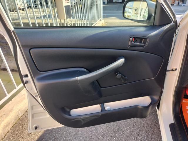 プロボックス ＤＸコンフォート　リアスモークフィルム　ドライブレコーダー　セーフティセンス　ＥＴＣ　キーレス　オートライト（30枚目）