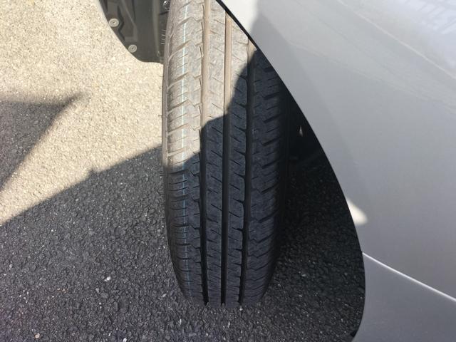 ファミリアバン ＶＥ　ナビ　フルセグＴＶ　バックカメラ　電動格納ミラー　カラードミラー　　フロントパワーウインド　セーフティセンス　ＥＴＣ　プライバシーガラス　ドライブレコーダー　オートライト　リアワイパー（52枚目）