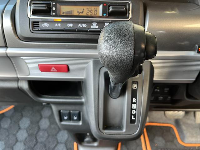 スペーシアギア ハイブリッドＸＺ　全方位モニター用カメラパッケージ装着車　８インチナビ　フルセグＴＶ　Ｂｌｕｅｔｏｏｔｈ　ＥＴＣ　デュアルセンサーブレーキサポート　ＬＥＤライト　ヘッドアップディスプレイ（17枚目）