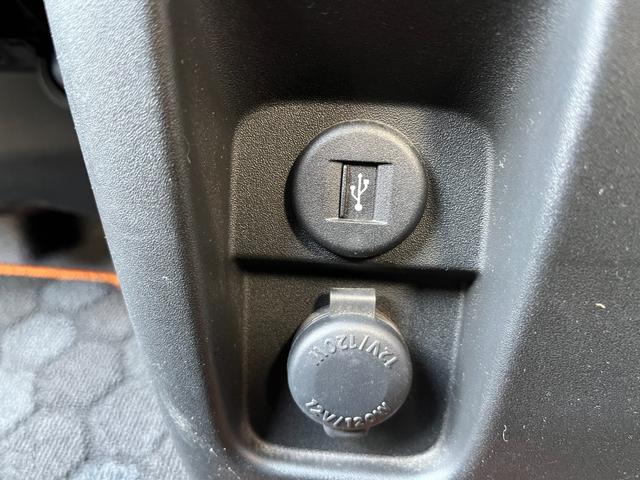 スペーシアギア ハイブリッドＸＺ　全方位モニター用カメラパッケージ装着車　８インチナビ　フルセグＴＶ　Ｂｌｕｅｔｏｏｔｈ　ＥＴＣ　デュアルセンサーブレーキサポート　ＬＥＤライト　ヘッドアップディスプレイ（26枚目）