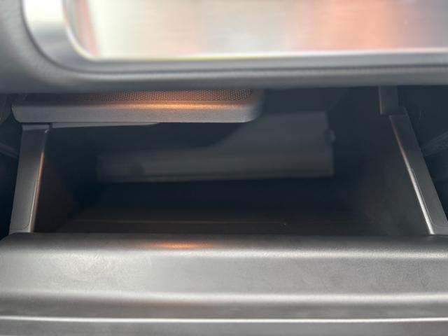 ＧＬＢ ＧＬＢ２００ｄ　４マチック　純正ナビ＆ＴＶ　マルチカメラ　ＥＴＣ２．０　ＬＥＤヘッドライト　ハーフレザーシート　ＡＣＣ　シートヒーター　電動テールゲート　アクティブブレーキアシスト　ルーフレール　ワイヤレス充電　純正１８ＡＷ（38枚目）