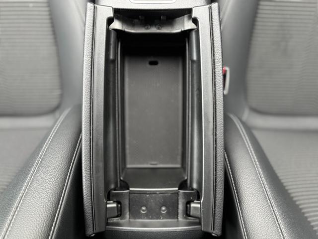 ＧＬＢ ＧＬＢ２００ｄ　４マチック　純正ナビ＆ＴＶ　マルチカメラ　ＥＴＣ２．０　ＬＥＤヘッドライト　ハーフレザーシート　ＡＣＣ　シートヒーター　電動テールゲート　アクティブブレーキアシスト　ルーフレール　ワイヤレス充電　純正１８ＡＷ（43枚目）