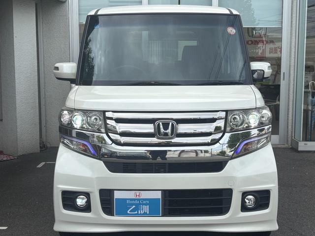Ｎ－ＢＯＸカスタム Ｇ・ターボＬパッケージ　純正ナビ　ワンセグＴＶ　Ｂカメラ　ＥＴＣ　ナビ装着用スペシャルＰＫＧ　ＨＩＤ　両電動スライドドア　純正１５インチＡＷ　ロールサンシェード　スマートキー（3枚目）