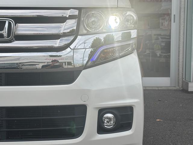 Ｎ－ＢＯＸカスタム Ｇ・ターボＬパッケージ　純正ナビ　ワンセグＴＶ　Ｂカメラ　ＥＴＣ　ナビ装着用スペシャルＰＫＧ　ＨＩＤ　両電動スライドドア　純正１５インチＡＷ　ロールサンシェード　スマートキー（18枚目）