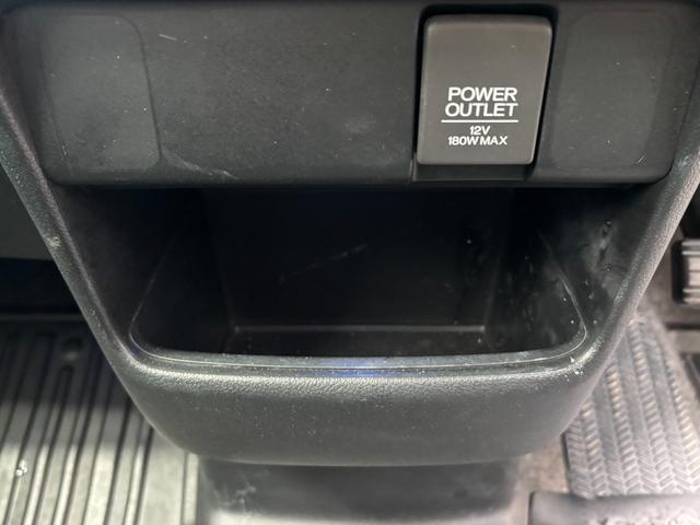 Ｎ－ＢＯＸカスタム Ｇ・ターボＬパッケージ　純正ナビ　ワンセグＴＶ　Ｂカメラ　ＥＴＣ　ナビ装着用スペシャルＰＫＧ　ＨＩＤ　両電動スライドドア　純正１５インチＡＷ　ロールサンシェード　スマートキー（40枚目）