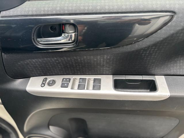 Ｎ－ＢＯＸカスタム Ｇ・ターボＬパッケージ　純正ナビ　ワンセグＴＶ　Ｂカメラ　ＥＴＣ　ナビ装着用スペシャルＰＫＧ　ＨＩＤ　両電動スライドドア　純正１５インチＡＷ　ロールサンシェード　スマートキー（49枚目）