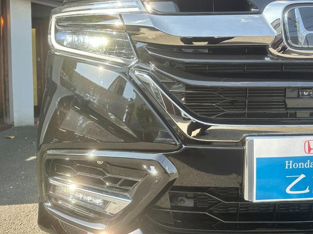 ステップワゴン ｅ：ＨＥＶモデューロＸ　ホンダセンシング　Ｈセンシング　純正ナビ　ＴＶ　マルチカメラ　ＥＴＣ２．０　ＬＥＤヘッド＆フォグ　前後ドラレコ　前席シートヒータ　純正後席モニタ＆Ｄインナーミラー＆バイザー　両電動スラドア　ハーフレザー　純正１６ＡＷ（14枚目）