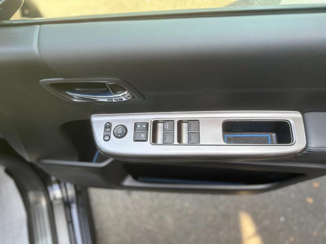 ステップワゴン ｅ：ＨＥＶモデューロＸ　ホンダセンシング　Ｈセンシング　純正ナビ　ＴＶ　マルチカメラ　ＥＴＣ２．０　ＬＥＤヘッド＆フォグ　前後ドラレコ　前席シートヒータ　純正後席モニタ＆Ｄインナーミラー＆バイザー　両電動スラドア　ハーフレザー　純正１６ＡＷ（46枚目）