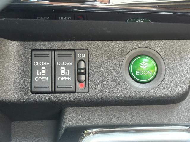 ステップワゴン ｅ：ＨＥＶモデューロＸ　ホンダセンシング　Ｈセンシング　純正ナビ　ＴＶ　マルチカメラ　ＥＴＣ２．０　ＬＥＤヘッド＆フォグ　前後ドラレコ　前席シートヒータ　純正後席モニタ＆Ｄインナーミラー＆バイザー　両電動スラドア　ハーフレザー　純正１６ＡＷ（49枚目）