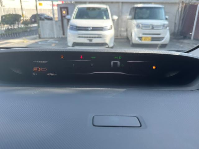 ステップワゴン ｅ：ＨＥＶモデューロＸ　ホンダセンシング　Ｈセンシング　純正ナビ　ＴＶ　マルチカメラ　ＥＴＣ２．０　ＬＥＤヘッド＆フォグ　前後ドラレコ　前席シートヒータ　純正後席モニタ＆Ｄインナーミラー＆バイザー　両電動スラドア　ハーフレザー　純正１６ＡＷ（53枚目）