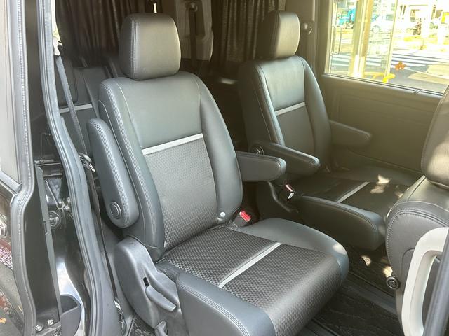 ステップワゴン ｅ：ＨＥＶモデューロＸ　ホンダセンシング　Ｈセンシング　純正ナビ　ＴＶ　マルチカメラ　ＥＴＣ２．０　ＬＥＤヘッド＆フォグ　前後ドラレコ　前席シートヒータ　純正後席モニタ＆Ｄインナーミラー＆バイザー　両電動スラドア　ハーフレザー　純正１６ＡＷ（58枚目）