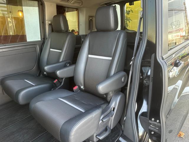 ステップワゴン ｅ：ＨＥＶモデューロＸ　ホンダセンシング　Ｈセンシング　純正ナビ　ＴＶ　マルチカメラ　ＥＴＣ２．０　ＬＥＤヘッド＆フォグ　前後ドラレコ　前席シートヒータ　純正後席モニタ＆Ｄインナーミラー＆バイザー　両電動スラドア　ハーフレザー　純正１６ＡＷ（59枚目）